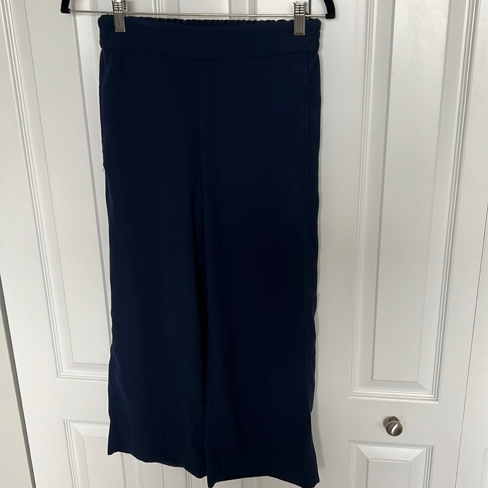 Madewell, navy size XS, silky pants with slight flare